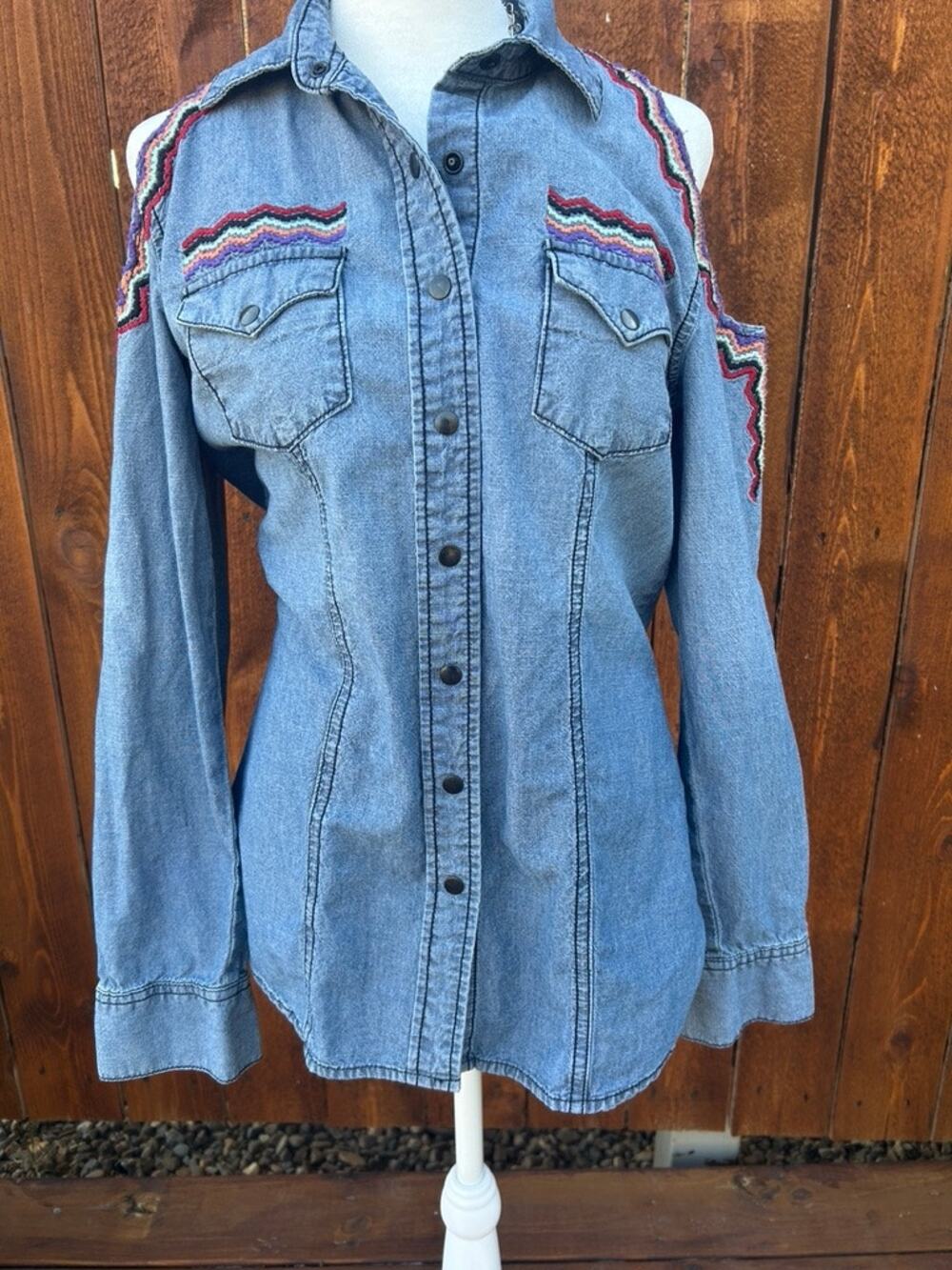 Cruel Girl Denim Cold Shoulder Top Size M Western Button Down Jean Shirt EUC